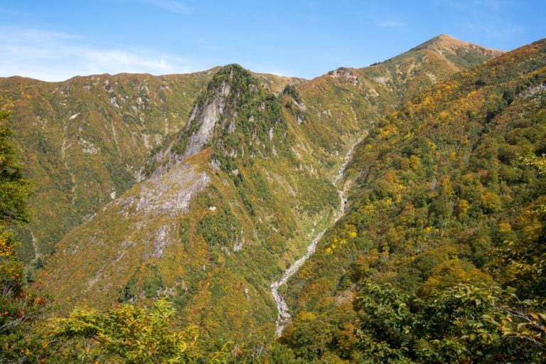 Autumn colors on Mt. Makihata