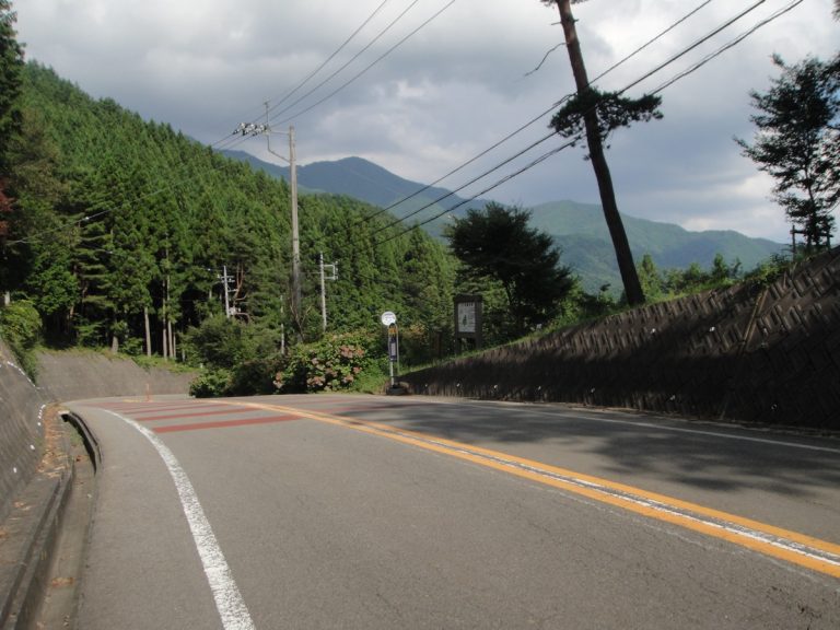Tsurutoge (Naragurayama trailhead)