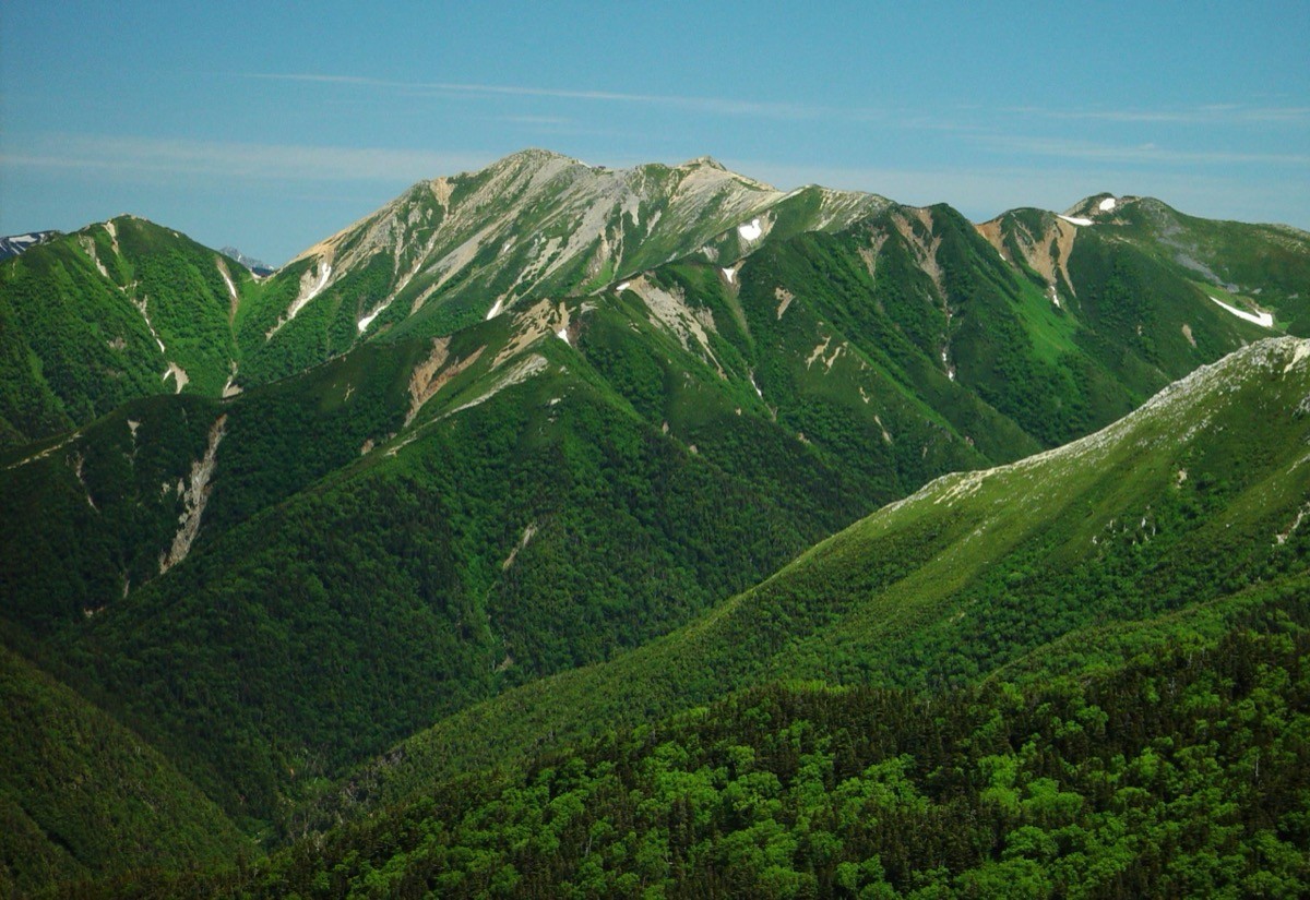Mt. Otensho seen from Mt. Cho