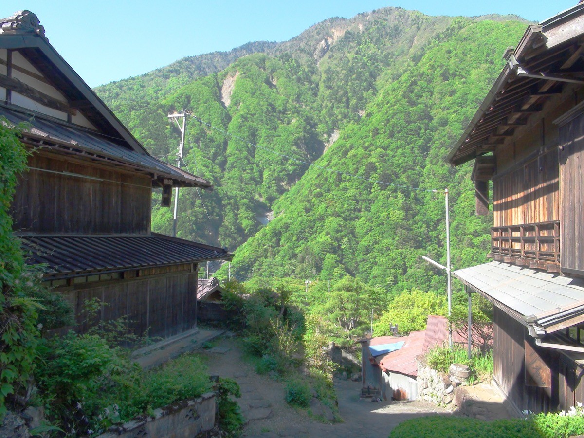 Mt. Shichimen seen from Akasawa