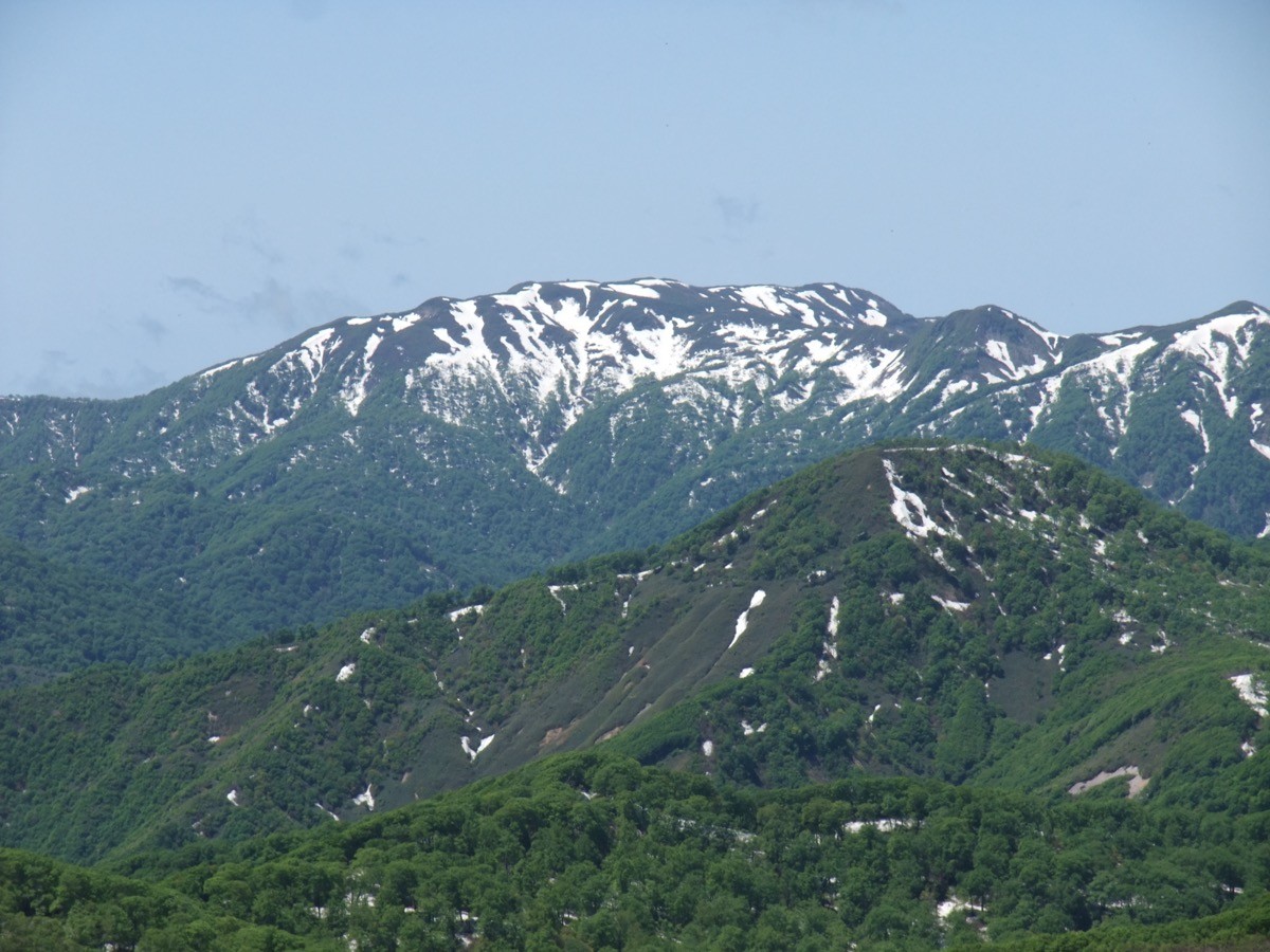 Mt. Shirakami seen from Mt. Futatsumori